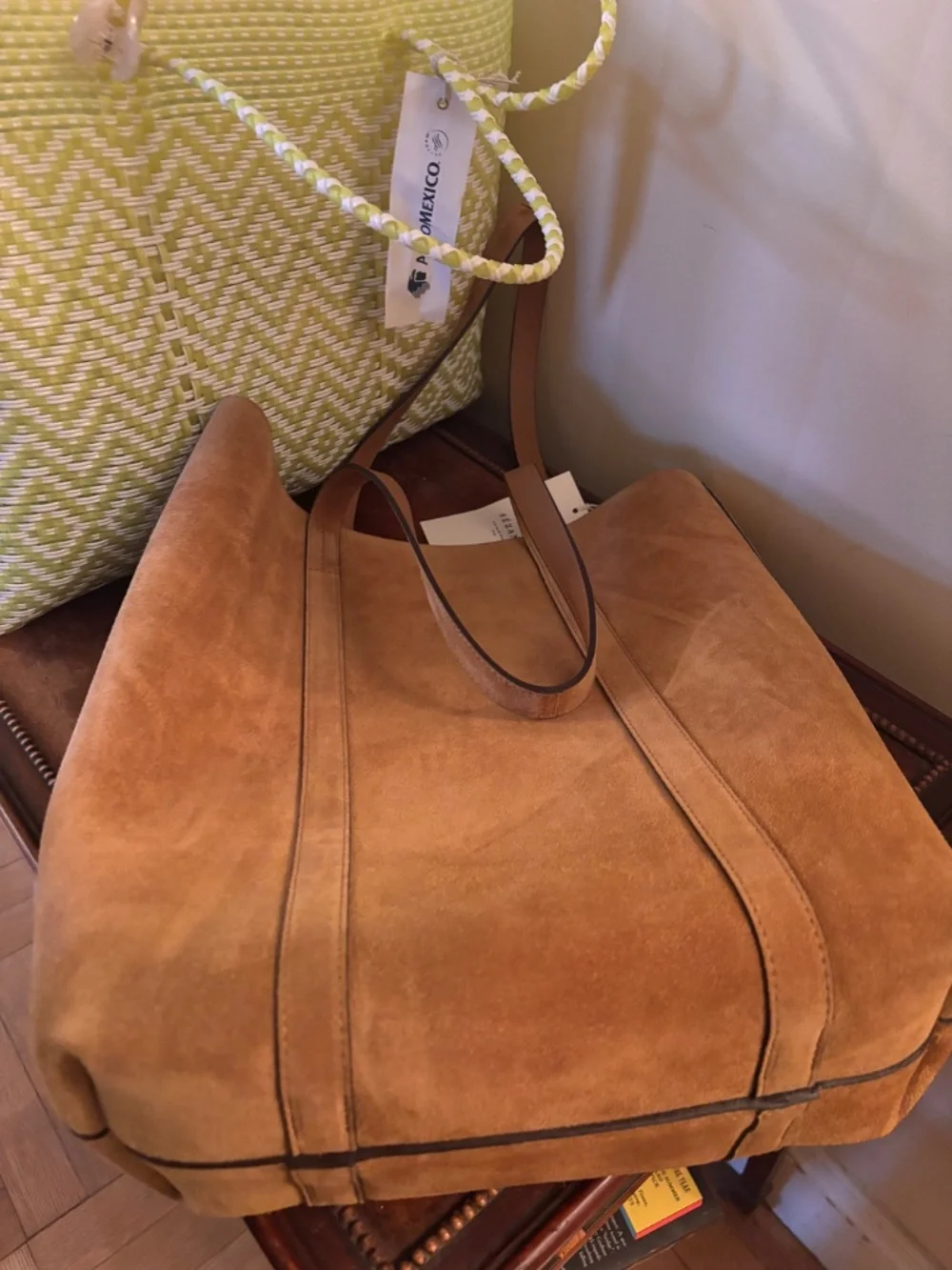 Sezane suede tote bag - Picture 4 of 7
